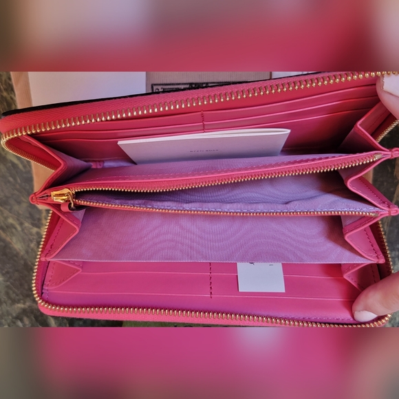 NIB AUTHENTIC GUCCI OPHIDIA PINK MONOGRAM QUILTED LEATHER ZIP AROUND WALLET - Picture 5 of 14